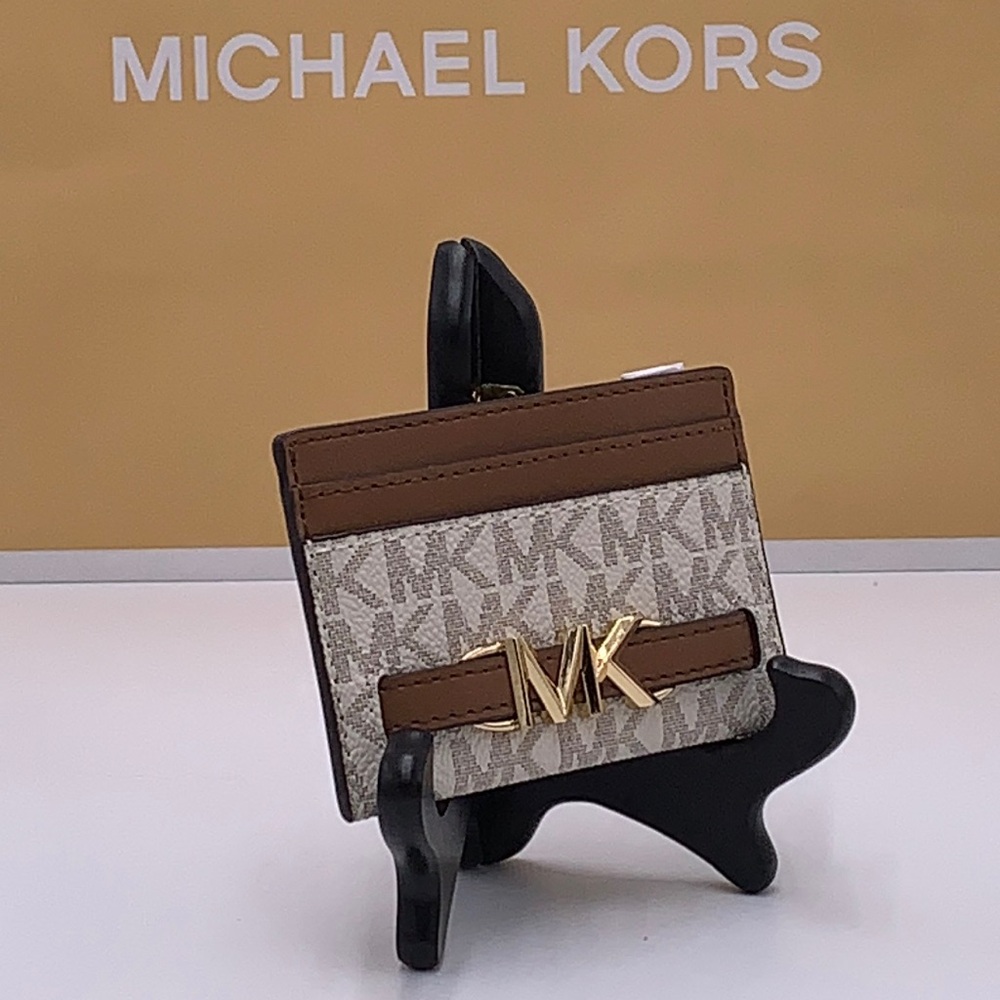 MICHAEL KORS Reed Large Card Holder Case Wallet Vanilla MK NWT